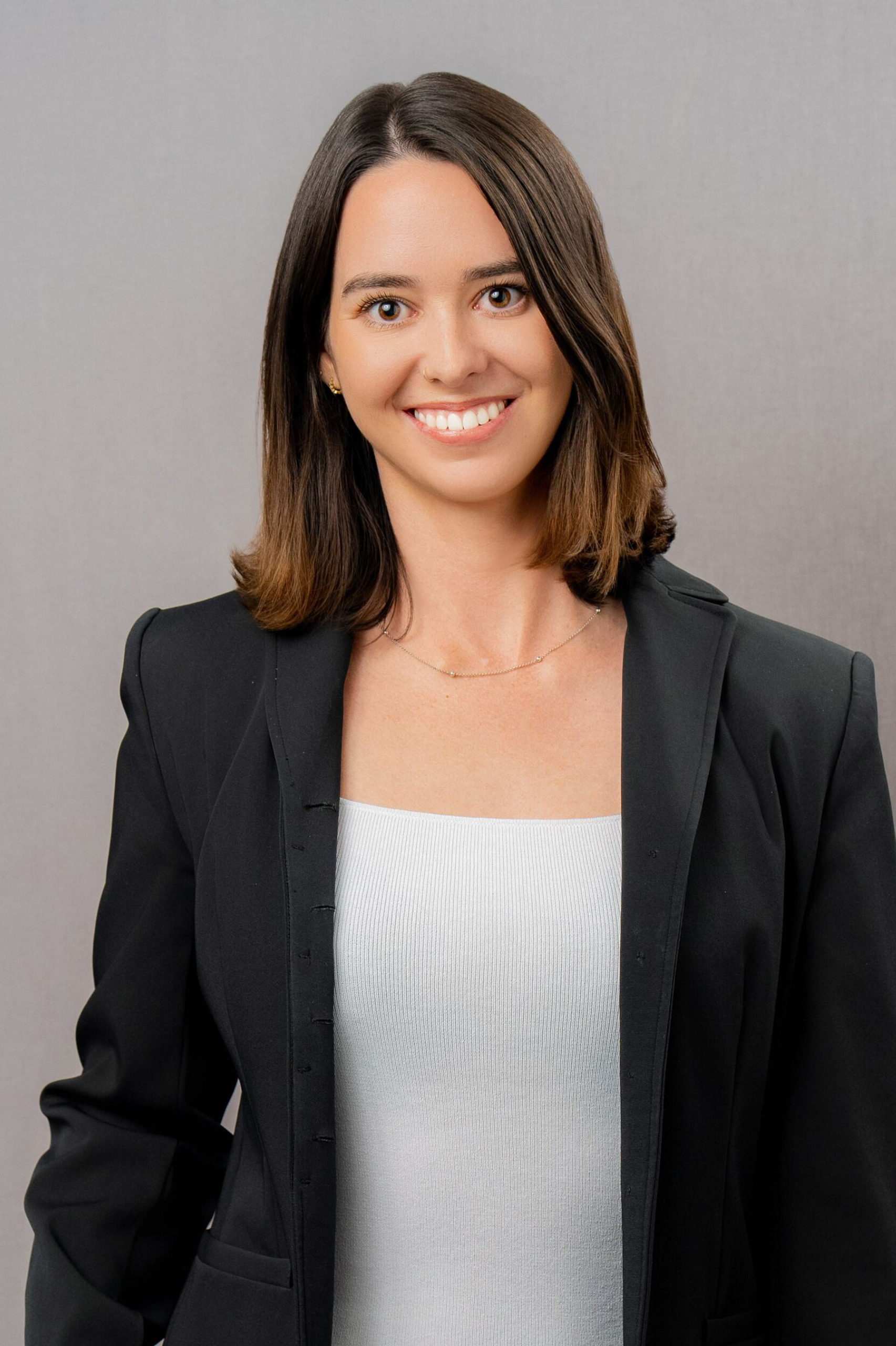 Photo of Holly Williams